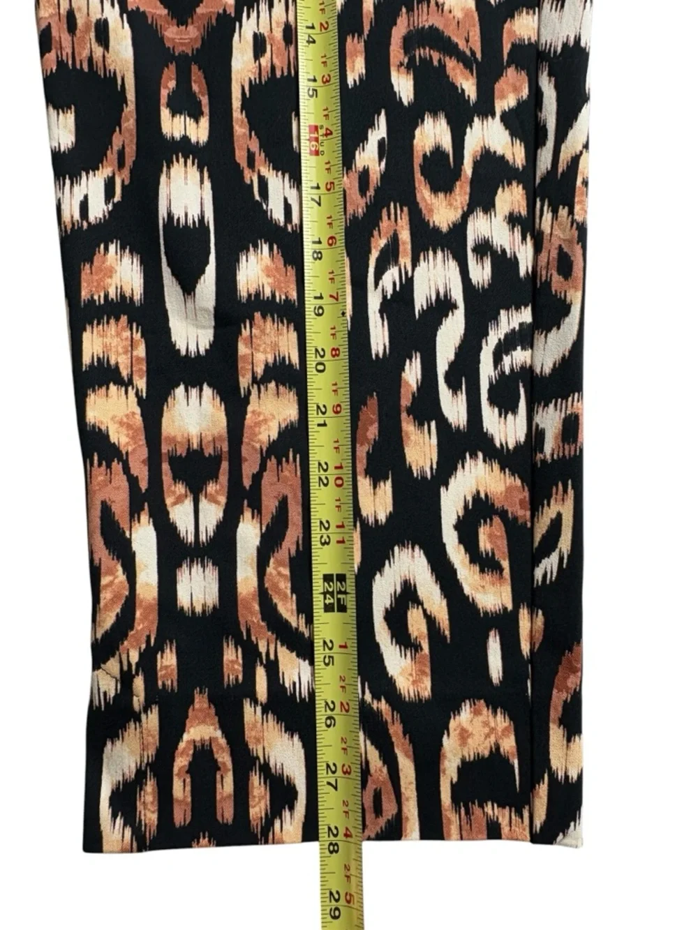 Soft Surroundings Superla Slim Leg Ankle Pants Size 3X Animal Ikat Print $100 - Picture 8 of 10